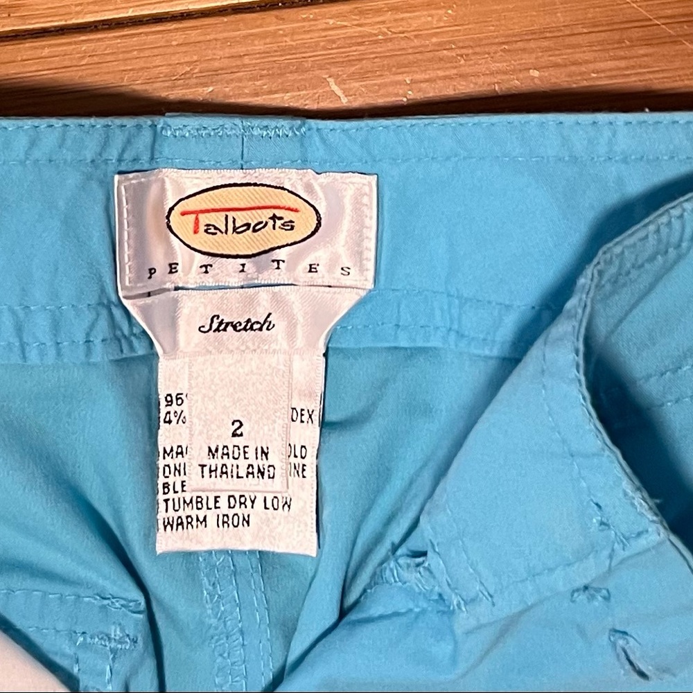 Capri pants